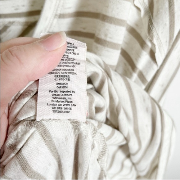 We the Free Pandora tee white oatmeal striped oversized boxy long sleeves - Picture 9 of 10